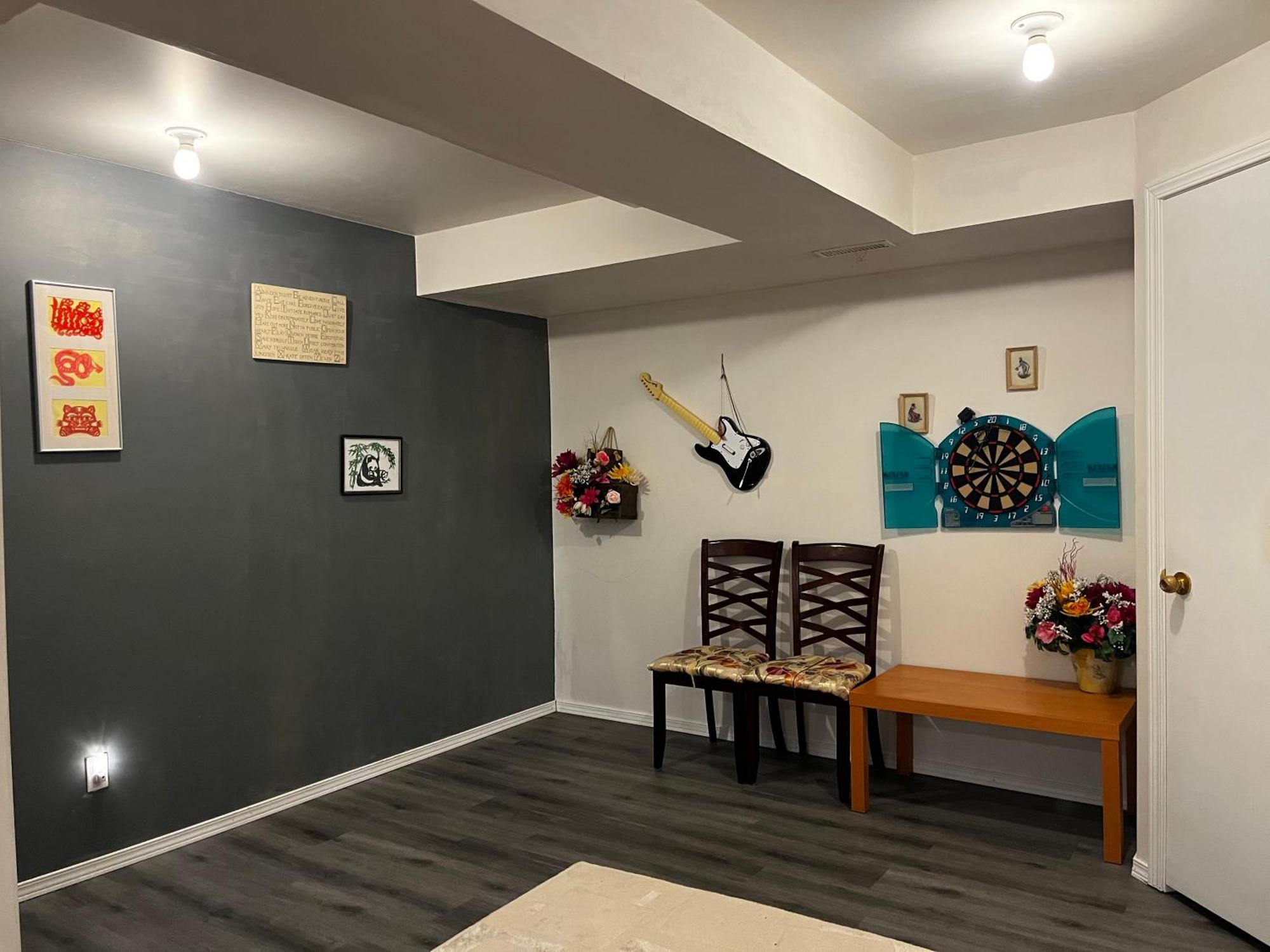 Hidden Valley New Basement Suite With Private Bathroom! YYC Exterior foto