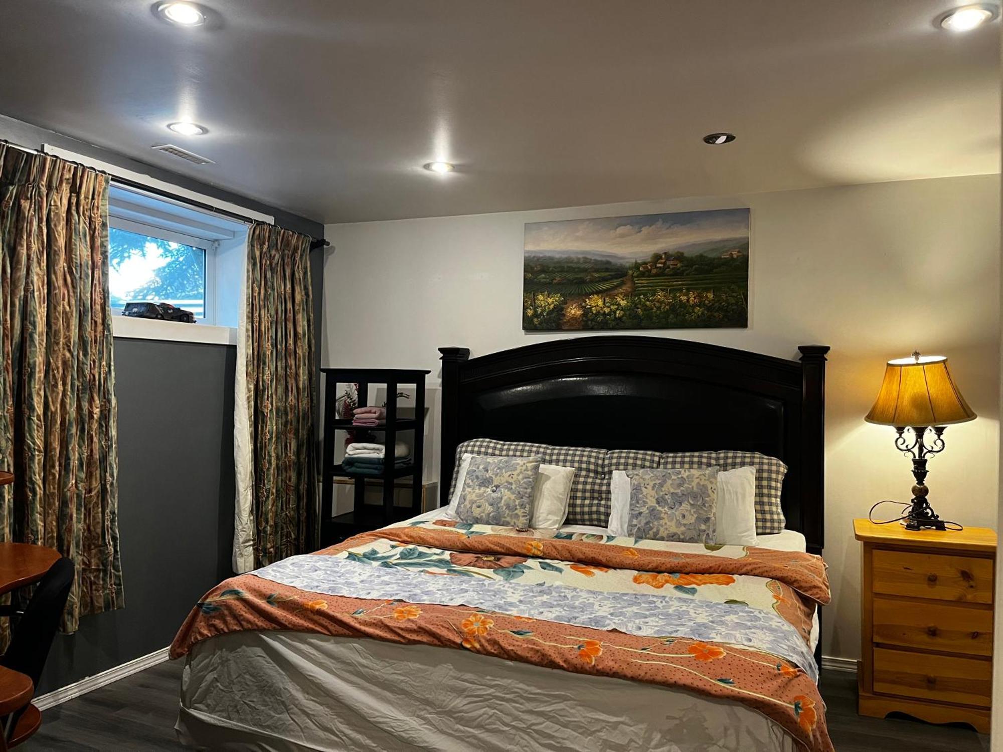 Hidden Valley New Basement Suite With Private Bathroom! YYC Exterior foto